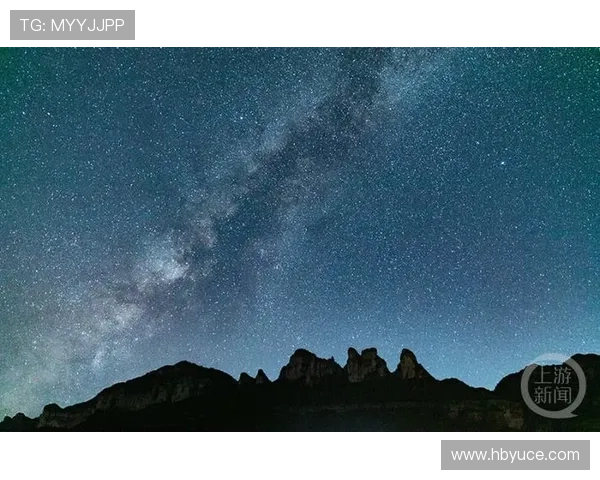 不眠夜:当星光点亮心底的孤寂 不眠夜:当星光点亮心底的孤寂